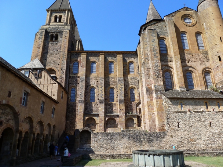  - Conques