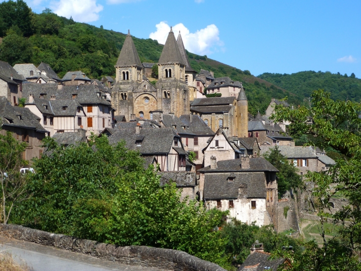  - Conques