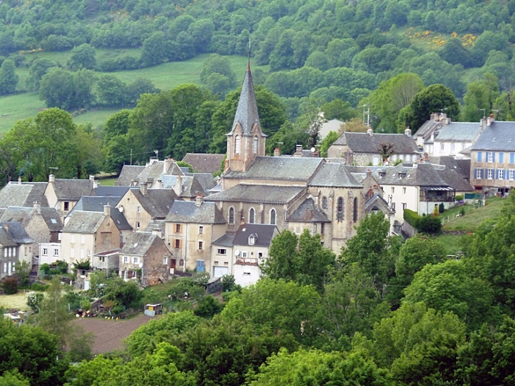 Vue sur le village - Curières