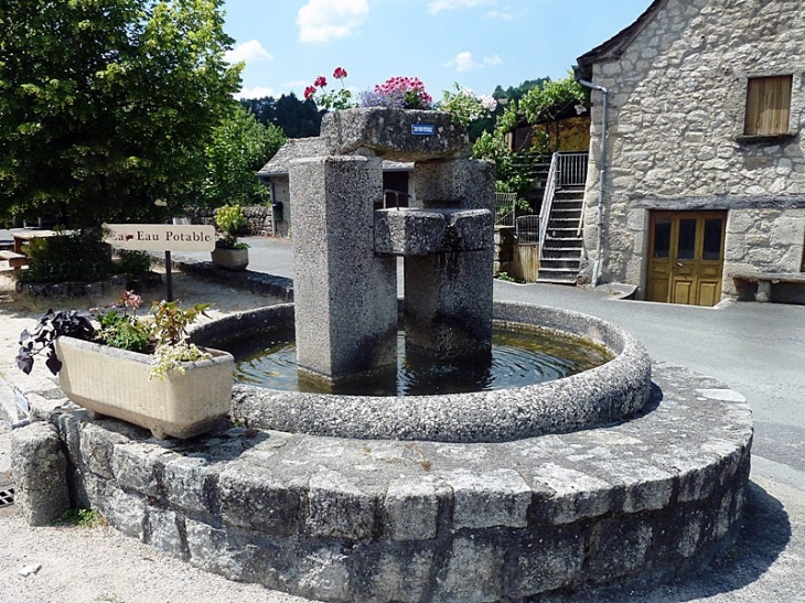 Fontaine - Espeyrac