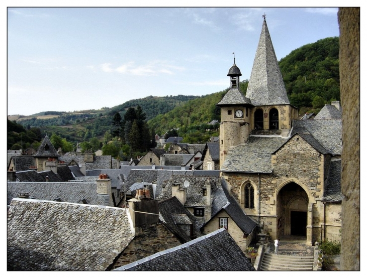 Toits et porche de l'église Saint Fleuret - Estaing