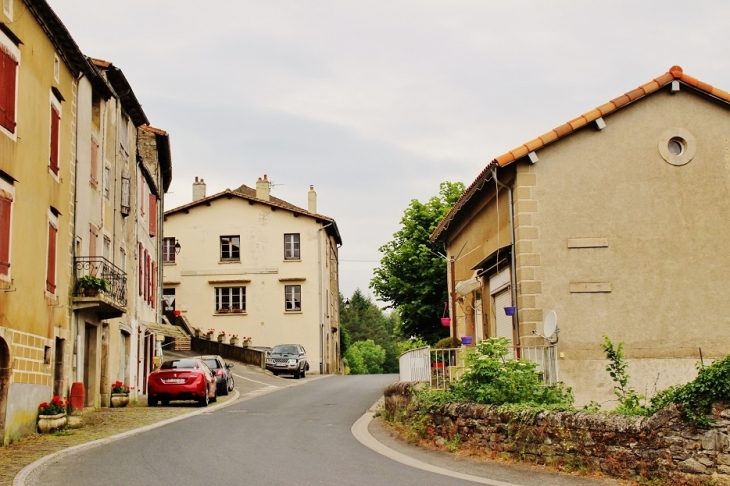 Le Village - Fayet