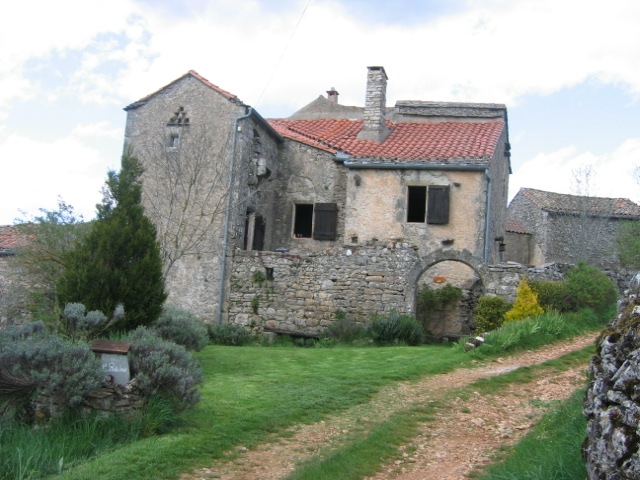 Une ferme du causse - La Couvertoirade