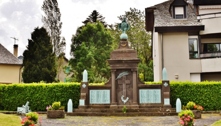 Monument-aux-Morts - Laguiole