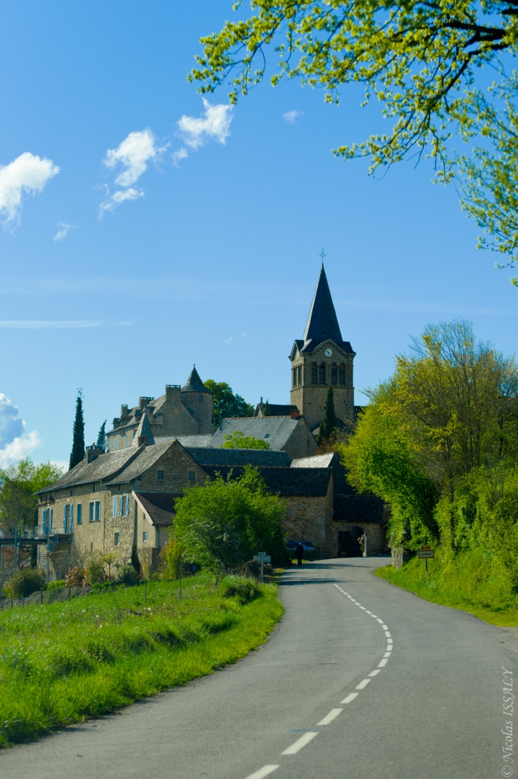 Entrée du village coté Est - Lunac