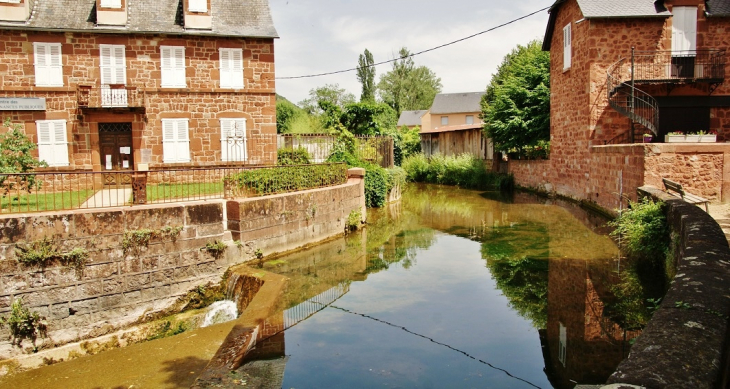 La Commune - Marcillac-Vallon