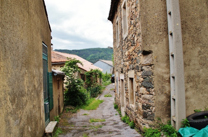 Le Village - Mélagues