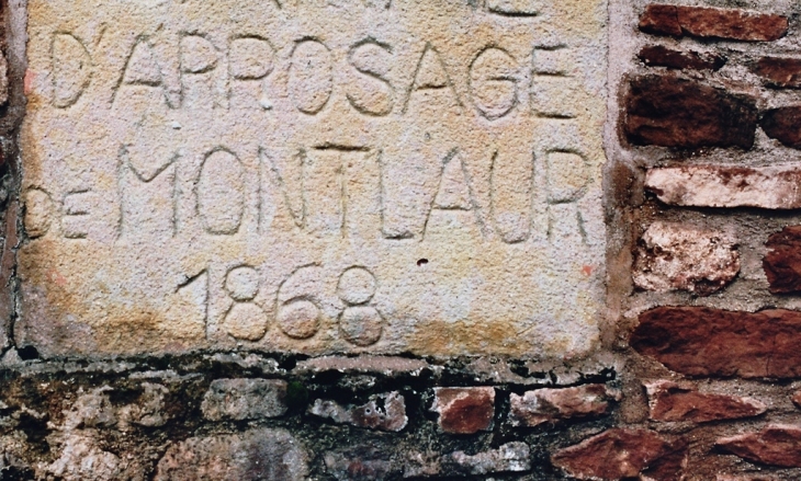 La plaque de l'année du canal - Montlaur