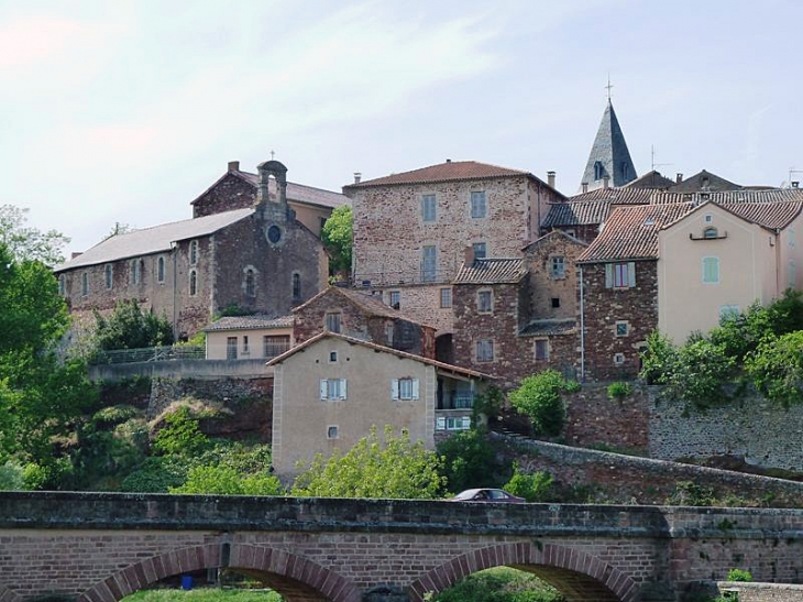 Le village vu du rougier - Montlaur