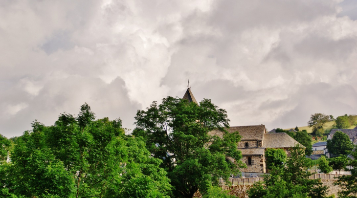 <<église Saint-Remy - Montpeyroux