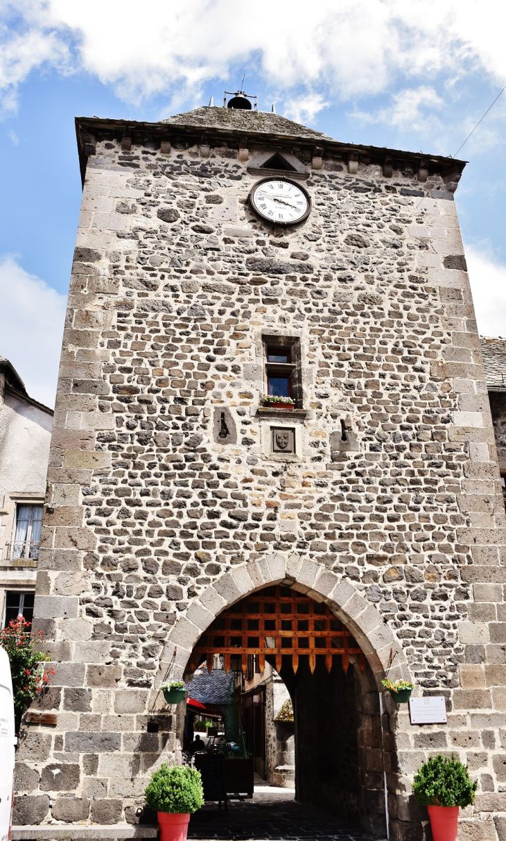 La Commune - Mur-de-Barrez