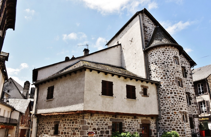 La Commune - Mur-de-Barrez