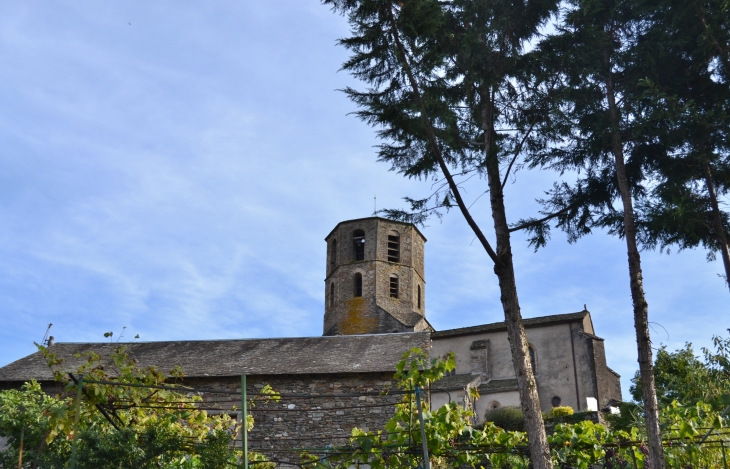 ** Eglise Romane Saint-Martin 12 em Siècle  - Plaisance