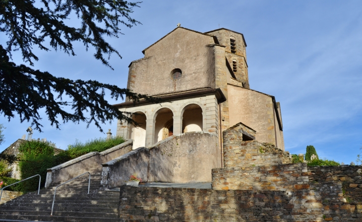 ** Eglise Romane Saint-Martin 12 em Siècle  - Plaisance