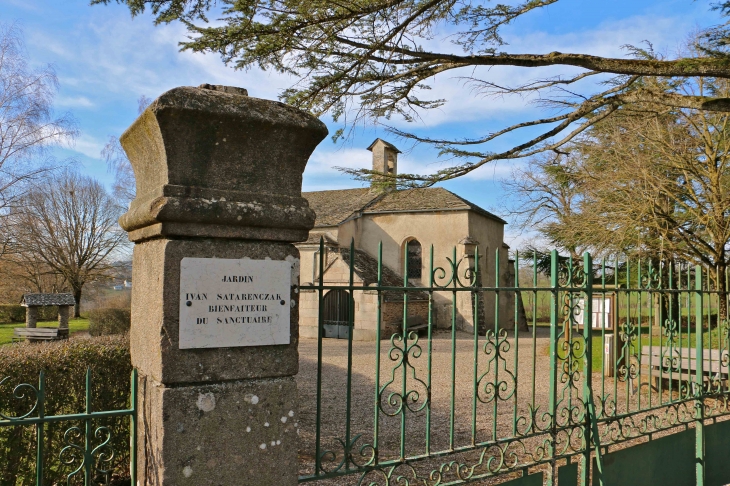 La chapelle Notre Dame de Salars. - Pont-de-Salars