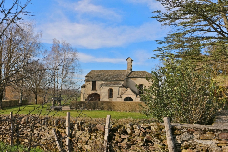 La chapelle Notre Dame de Salars. - Pont-de-Salars