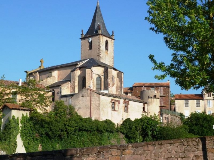 Vue sur l'église - Rebourguil