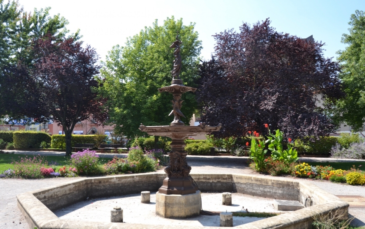 Fontaine du Jardin Public - Saint-Affrique