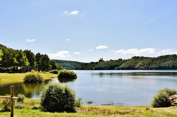 Le Lac - Saint-Amans-des-Cots