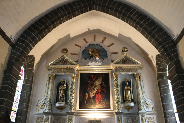 Détail du retable de l'église Notre Dame des Pauvres. - Saint-Chély-d'Aubrac