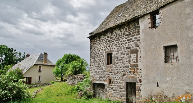 La Commune - Saint-Chély-d'Aubrac