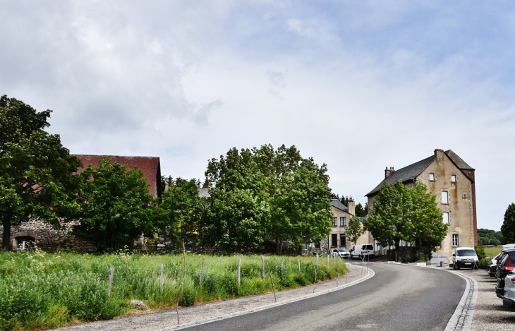 La Commune - Saint-Chély-d'Aubrac