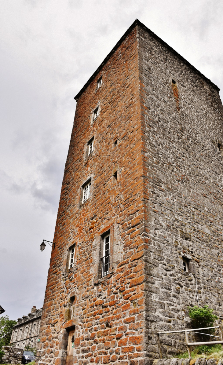 La Commune - Saint-Chély-d'Aubrac