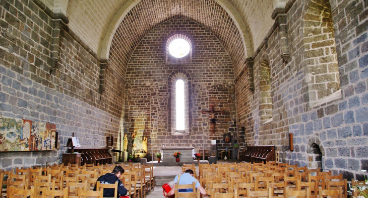 église Notre-Dame - Saint-Chély-d'Aubrac