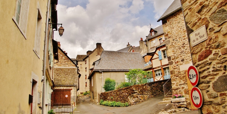 La Commune - Saint-Chély-d'Aubrac