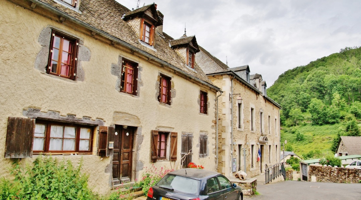 La Commune - Saint-Chély-d'Aubrac