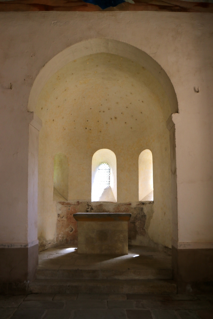 Le choeur de la chapelle des Penitents Blancs. - Saint-Côme-d'Olt