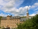 Photo suivante de Saint-Côme-d'Olt Le couvent de Malet. Depuis 1806, il abrite la Congrégation des Religieuses Ursulines. Situé sur le passage des pélerins de Saint Jacques de Compostelle.