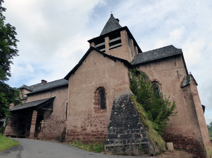 Saint Julien de Malmont l'église - Saint-Cyprien-sur-Dourdou