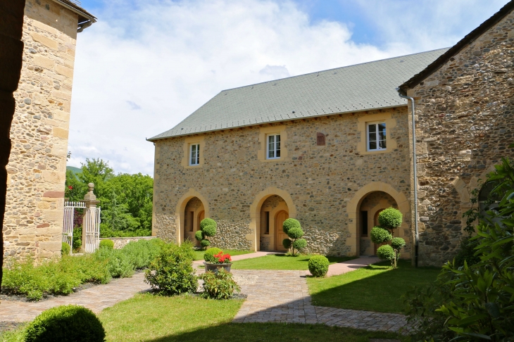 Château de la Falque. - Saint-Geniez-d'Olt