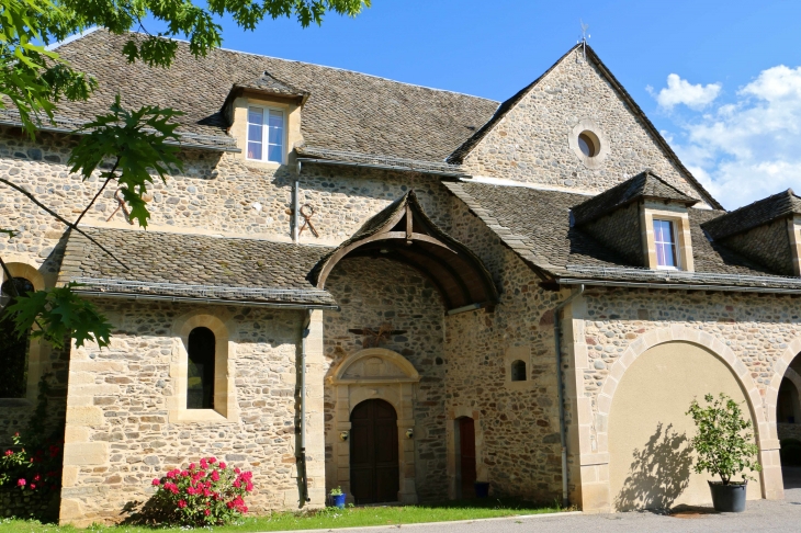 Château de la Falque. - Saint-Geniez-d'Olt