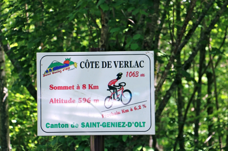 Fête et Marches de l'estive : cote de Verlac. - Saint-Geniez-d'Olt