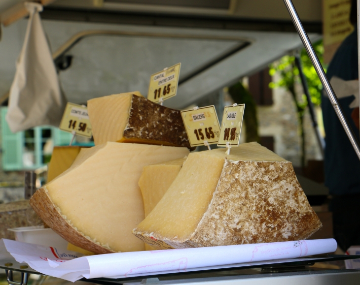 Fête et Marches de l'estive. Dans le village. - Saint-Geniez-d'Olt