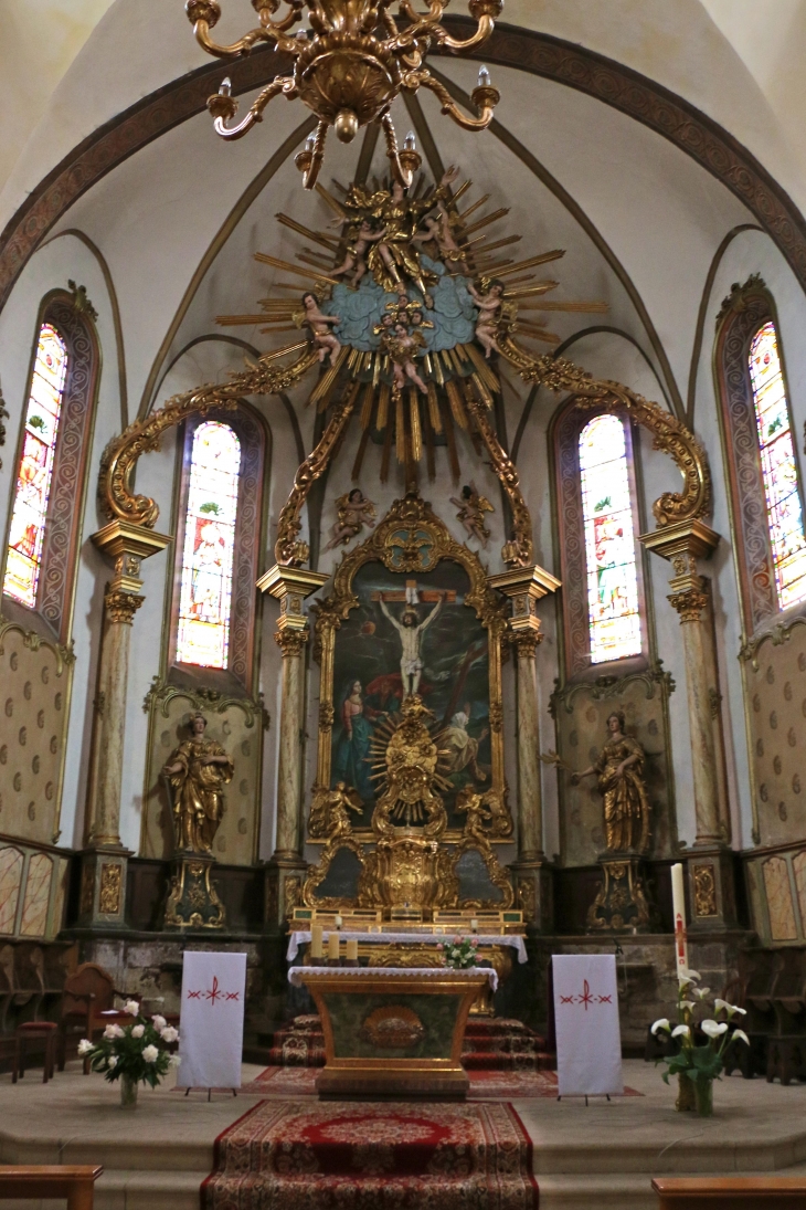 Le choeur de l'église Saint Geniez. - Saint-Geniez-d'Olt