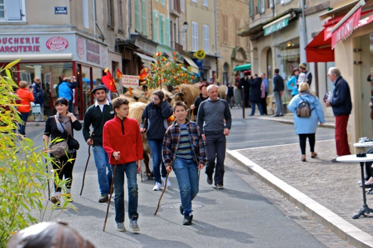 Fête et Marches de l'estive. - Saint-Geniez-d'Olt