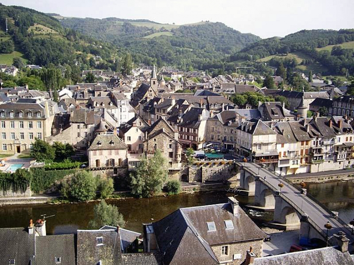 Vue sur les deux rives - Saint-Geniez-d'Olt