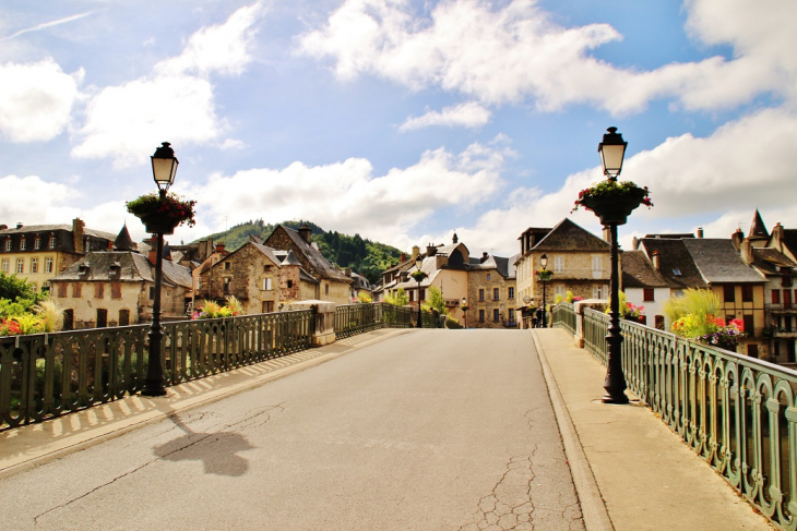 La Ville - Saint-Geniez-d'Olt