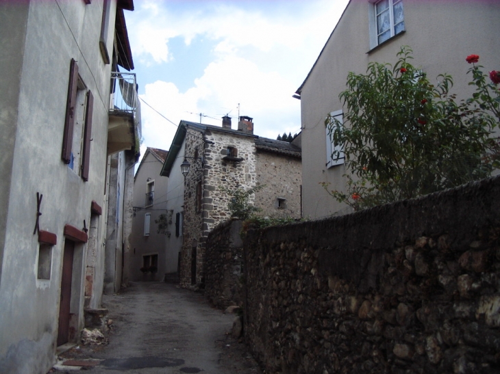 Rue du pont vieux - Saint-Jean-du-Bruel