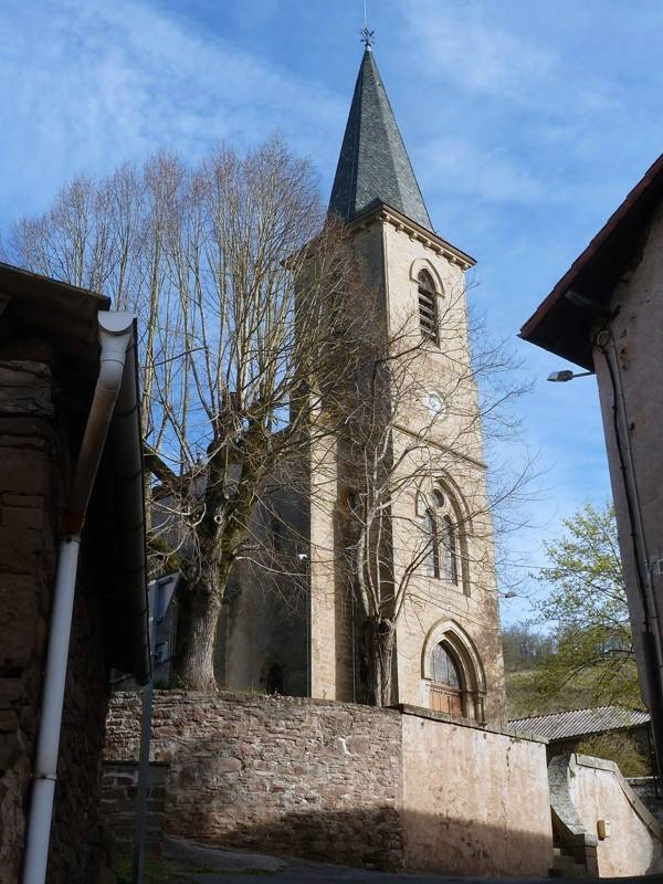 L'église saint Georges - Saint-Juéry