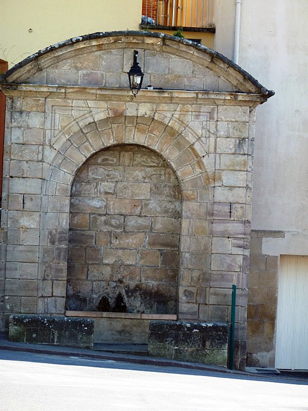 Fontaine - Saint-Rome-de-Tarn