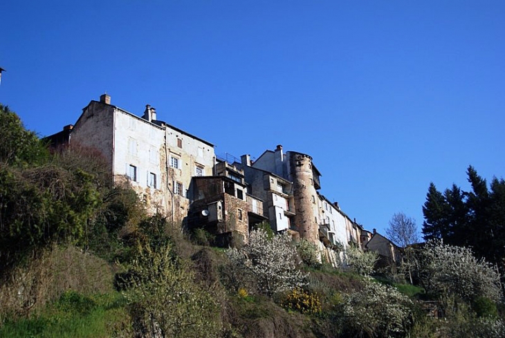 Maisons en surplomb - Saint-Sernin-sur-Rance