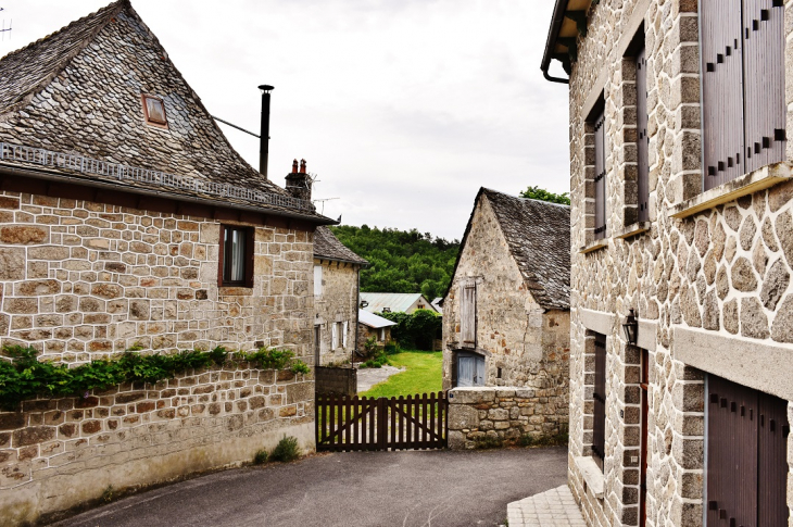 La Commune - Saint-Symphorien-de-Thénières