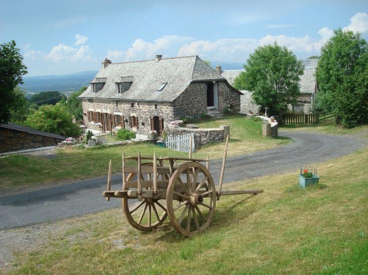  - Sainte-Geneviève-sur-Argence