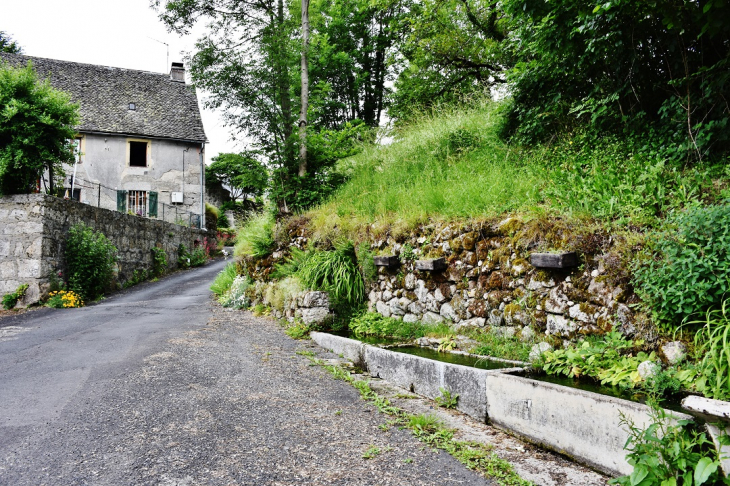 La Commune ( Benaven ) - Sainte-Geneviève-sur-Argence