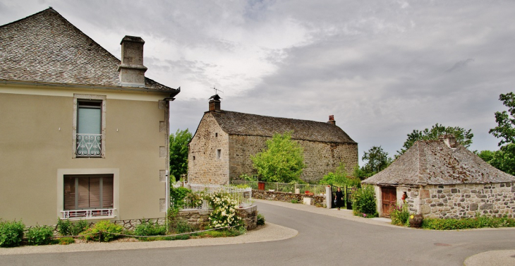 La Commune ( Rives ) - Sainte-Geneviève-sur-Argence