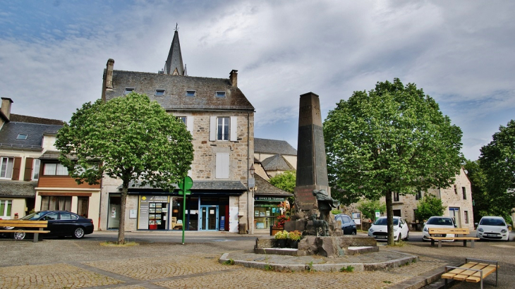 La Commune - Sainte-Geneviève-sur-Argence